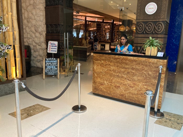 Lapita Dubai Parks and Resorts Autograph Collection Kalea entrance