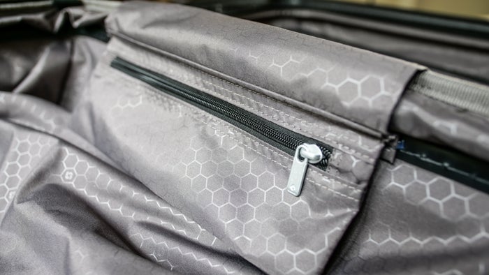 Samsonite Freeform Center pocket
