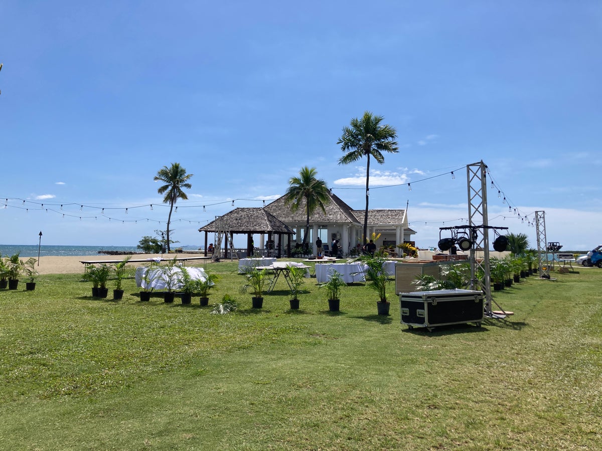 Sheraton Fiji Golf and Beach Resort wedding set up