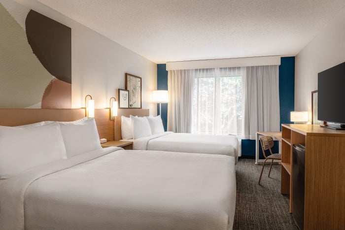 Spark by Hilton Mystic Groton Double Queen Guest Room Spark by Hilton Mystic Groton Double Queen Guest Room