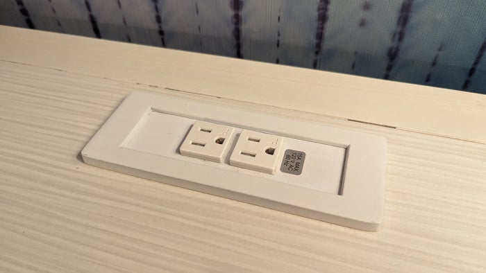 SunCoast Park Hotel Anaheim guestroom desk plugs SunCoast Park Hotel Anaheim guestroom desk plugs