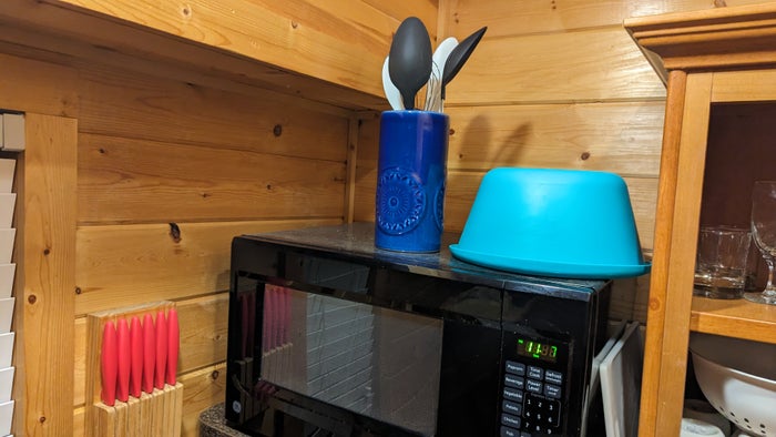 Thousand Trails Colorado River cabin kitchen microwave and utensils