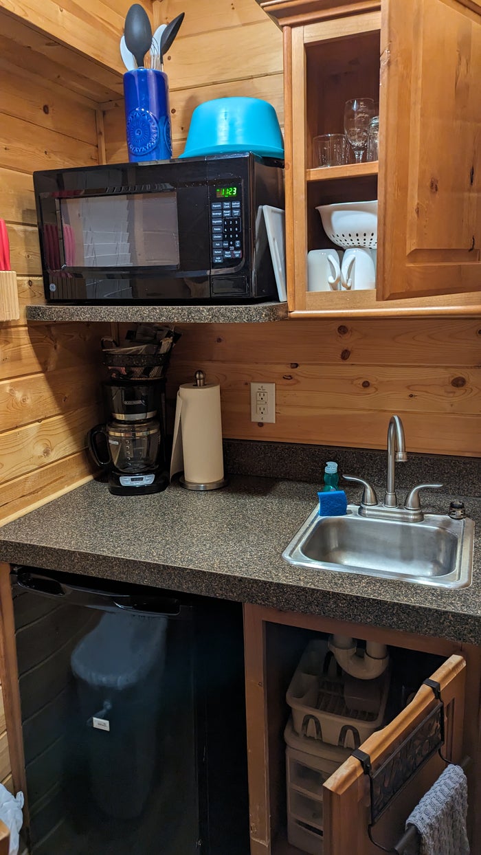 Thousand Trails Colorado River cabin kitchen