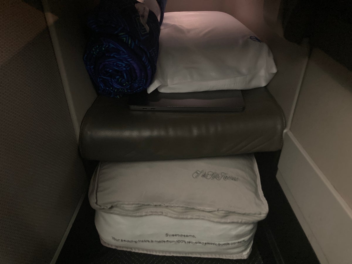 United Polaris business class 787 10 bedding in foot well HND LAX