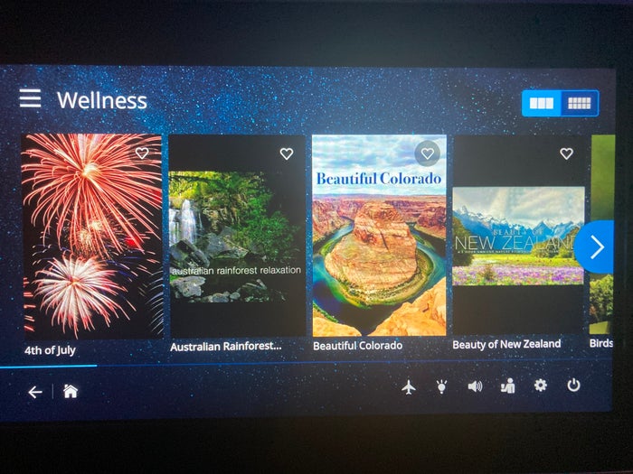 United Polaris business class 787 10 entertainment wellness HND LAX