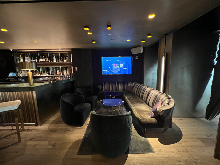 The Time New York LeGrande Lounge Seating The Time New York LeGrande Lounge Seating
