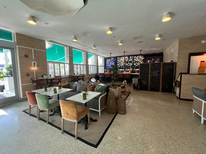 The Social Club - Kimpton Surfcomber