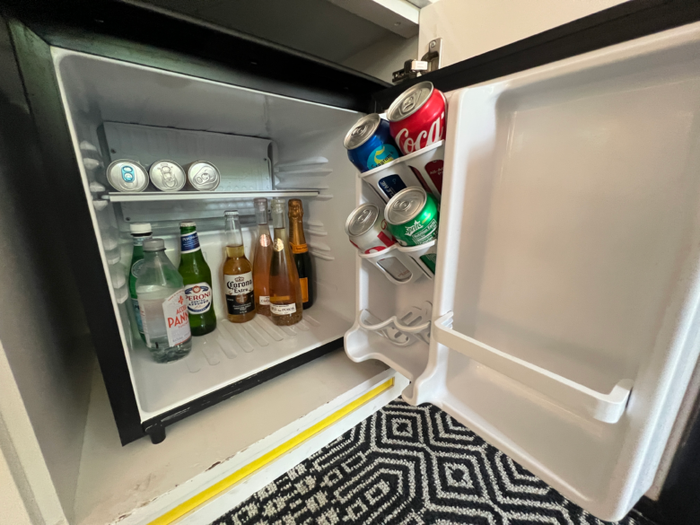 Kimpton Surfcomber minibar