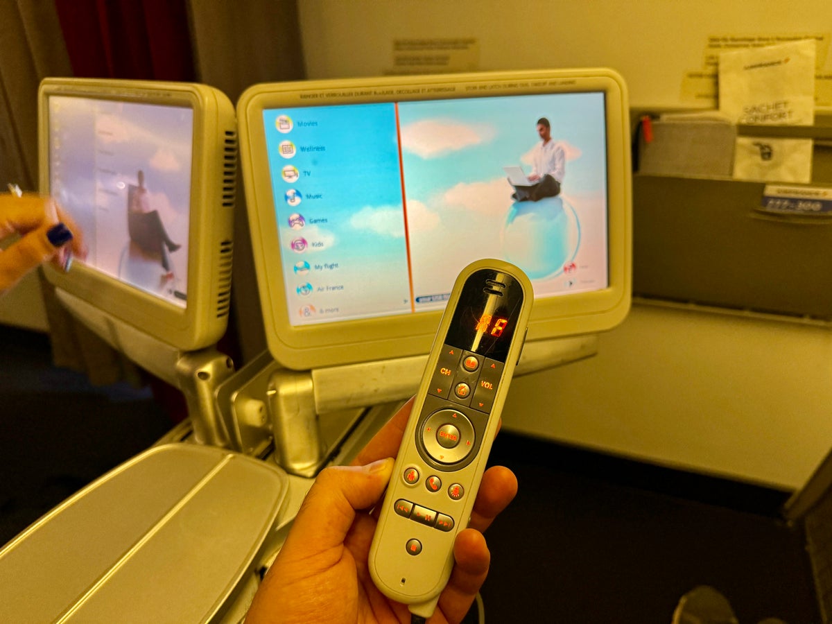 Air France 777 Business Class IFE System
