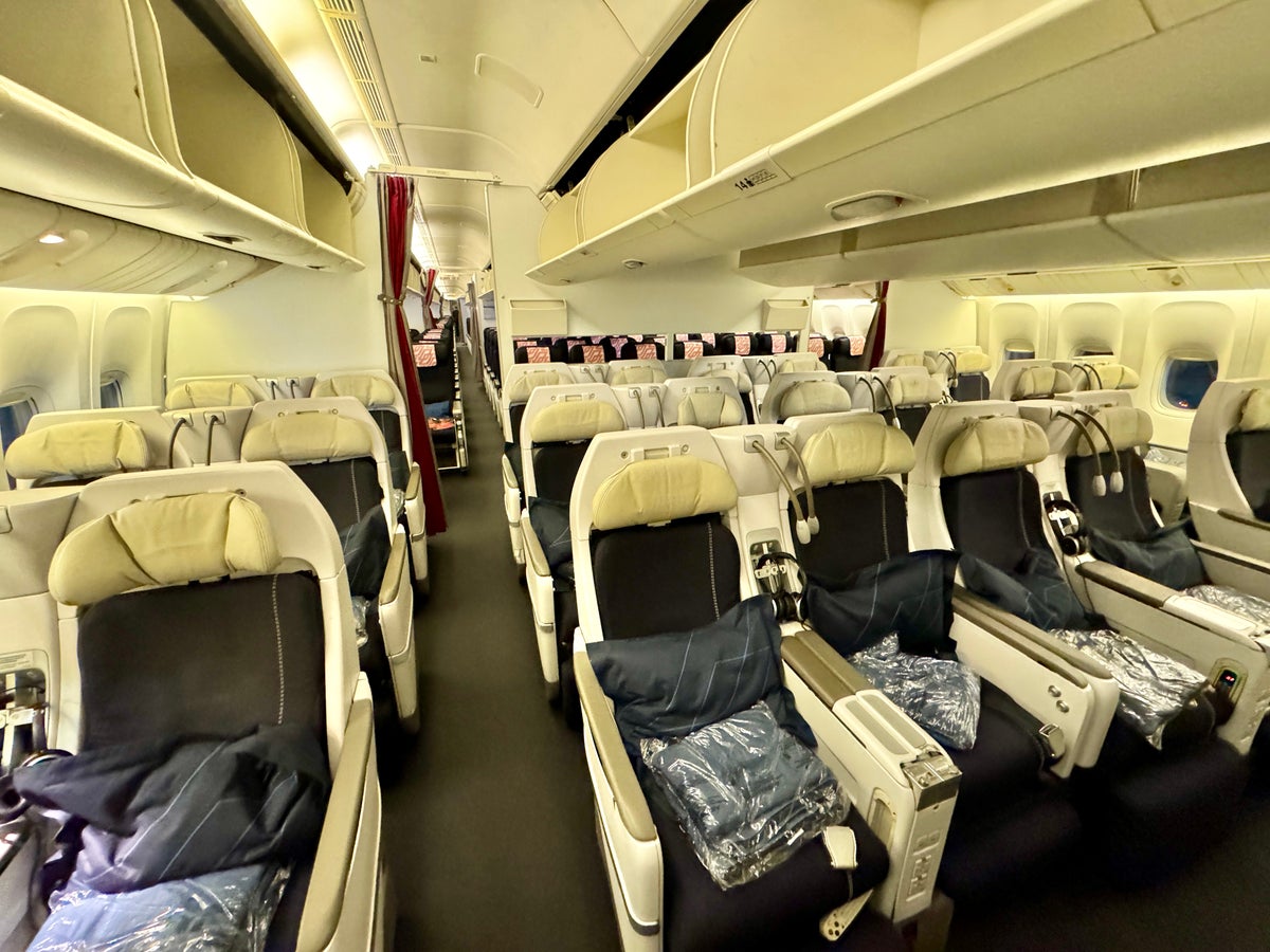 Air France 777 Premium Economy Cabin