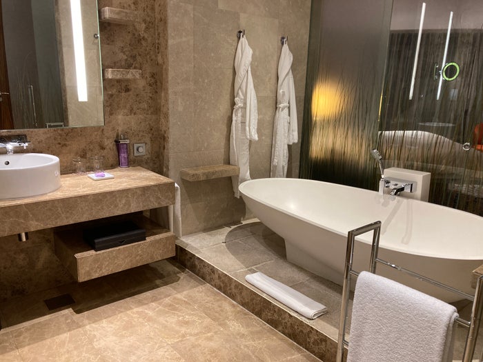 Andaz Capital Gate Abu Dhabi bathroom tub sink Andaz Capital Gate Abu Dhabi bathroom tub sink