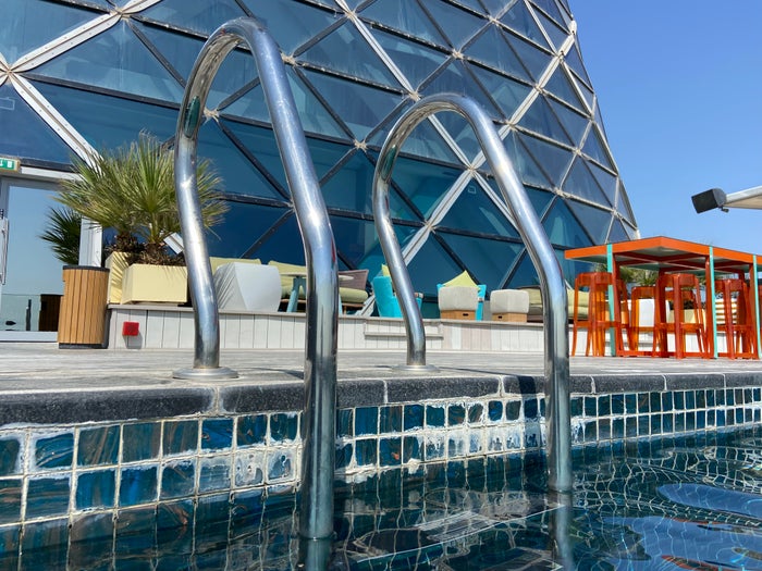 Andaz Capital Gate Abu Dhabi pool damage Andaz Capital Gate Abu Dhabi pool damage