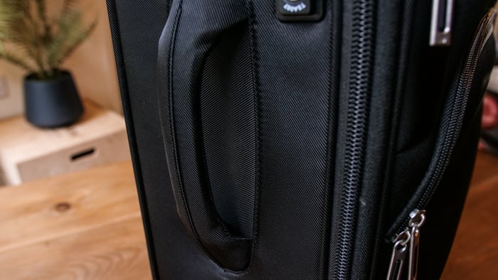 Delsey Sky Max carry handles Delsey Sky Max carry handles