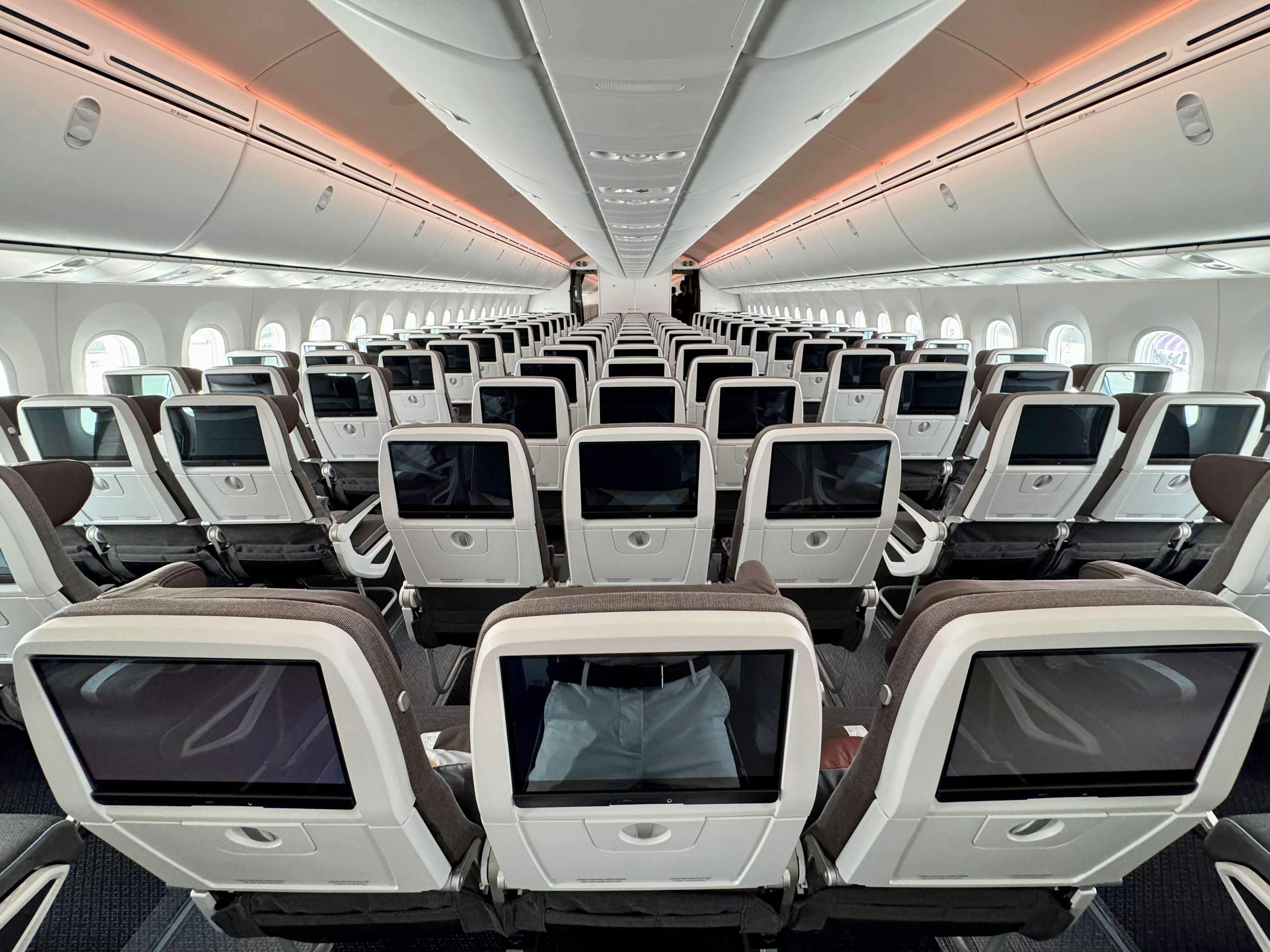Boeing 787 Etihad Economy Seats PYTSHG Boeing 787 Etihad Economy Seats PYTSHG