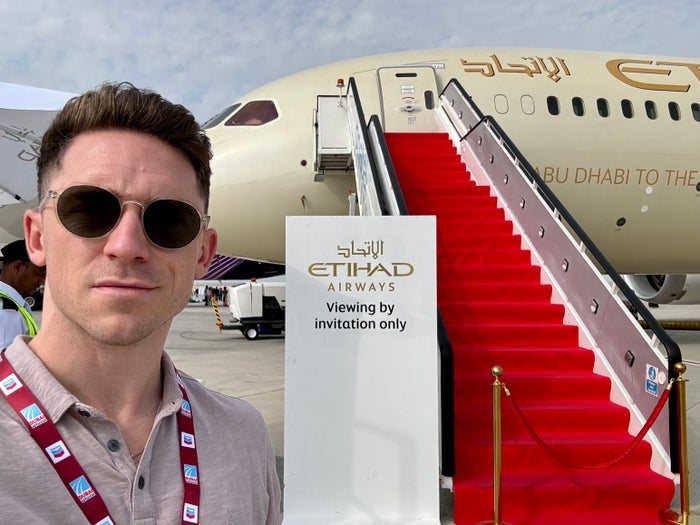 Inside Etihad’s New Boeing 787-9 Dreamliner With Updated Business and Economy Class Cabins
