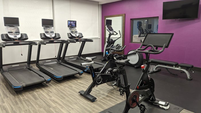 Hampton Inn and Suites Aurora South Denver amenities fitness enter cardio machines Hampton Inn and Suites Aurora South Denver amenities fitness enter cardio machines
