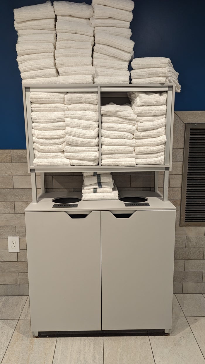 Hampton Inn and Suites Aurora South Denver amenities pool towels Hampton Inn and Suites Aurora South Denver amenities pool towels