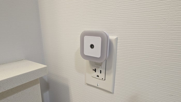Hampton Inn and Suites Aurora South Denver room bathroom nightlight Hampton Inn and Suites Aurora South Denver room bathroom nightlight