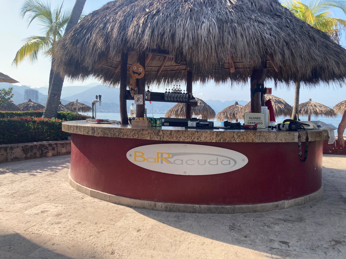 Sunscape Puerto Vallarta Resort Spa Barracuda pool bar