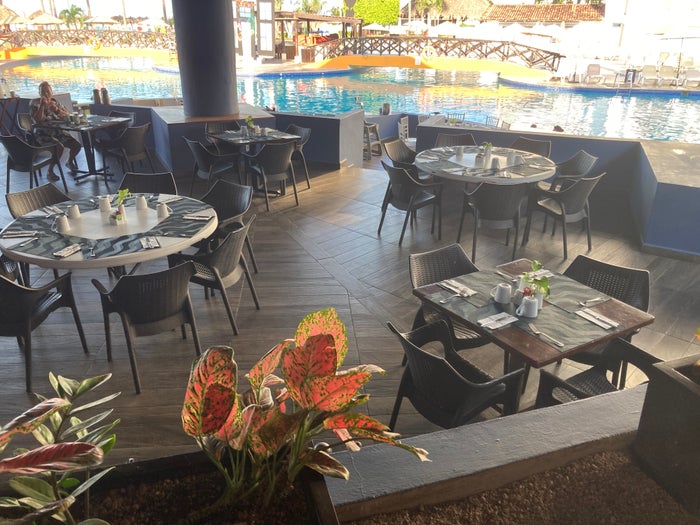 Sunscape Puerto Vallarta Resort Spa Seaside Grill seating Sunscape Puerto Vallarta Resort Spa Seaside Grill seating