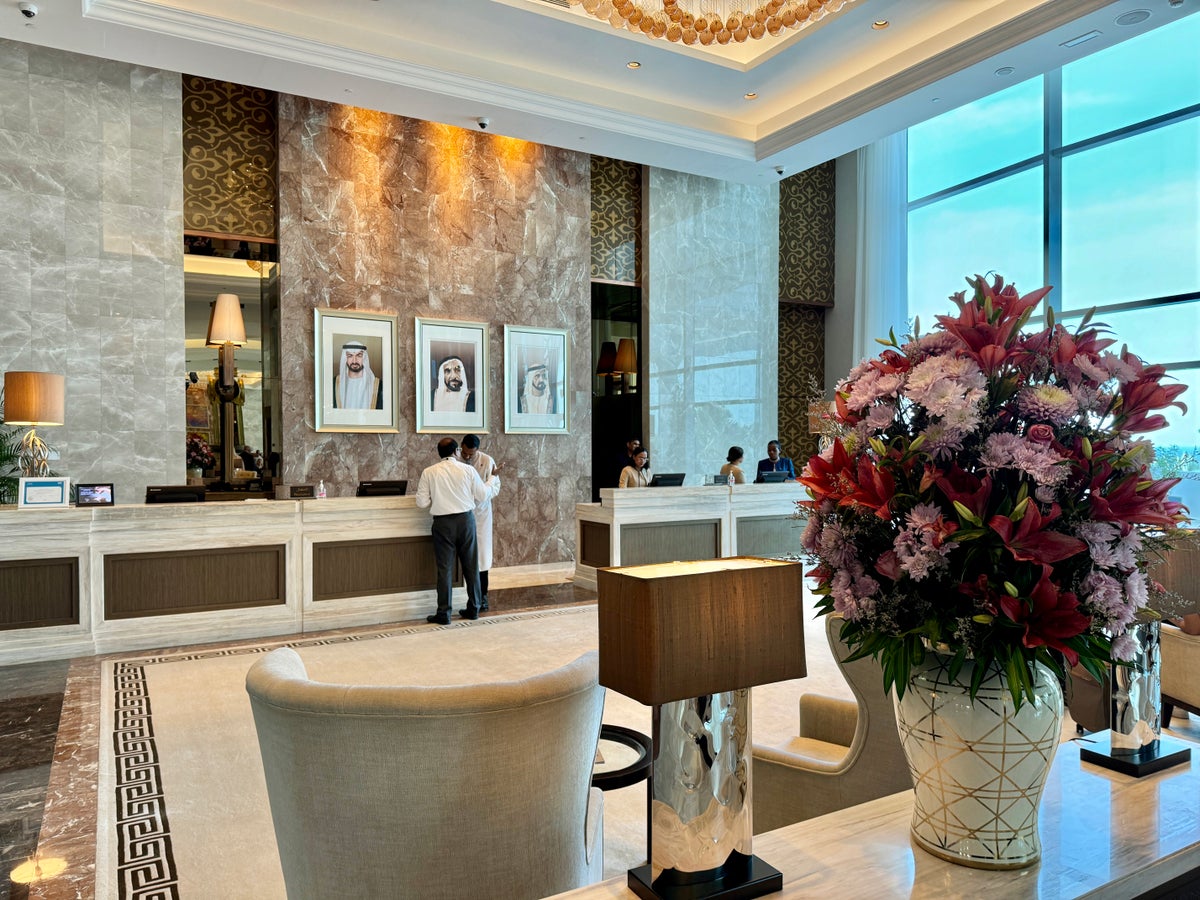 Waldorf Astoria Dubai Palm Jumeirah Check in Desks