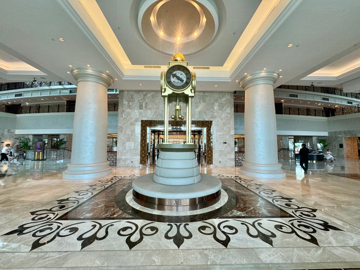 Waldorf Astoria Dubai Palm Jumeirah Entrance