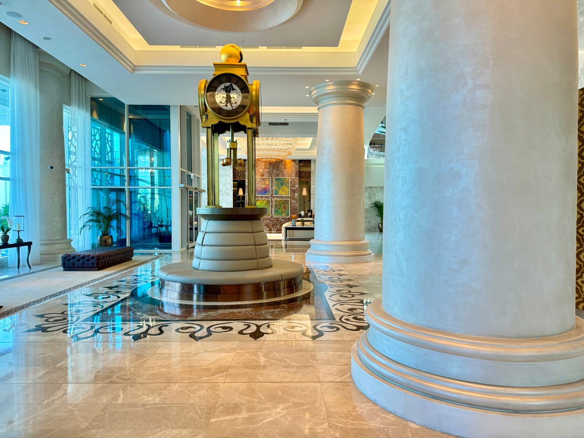 Waldorf Astoria Dubai Palm Jumeirah Lobby and Concierge