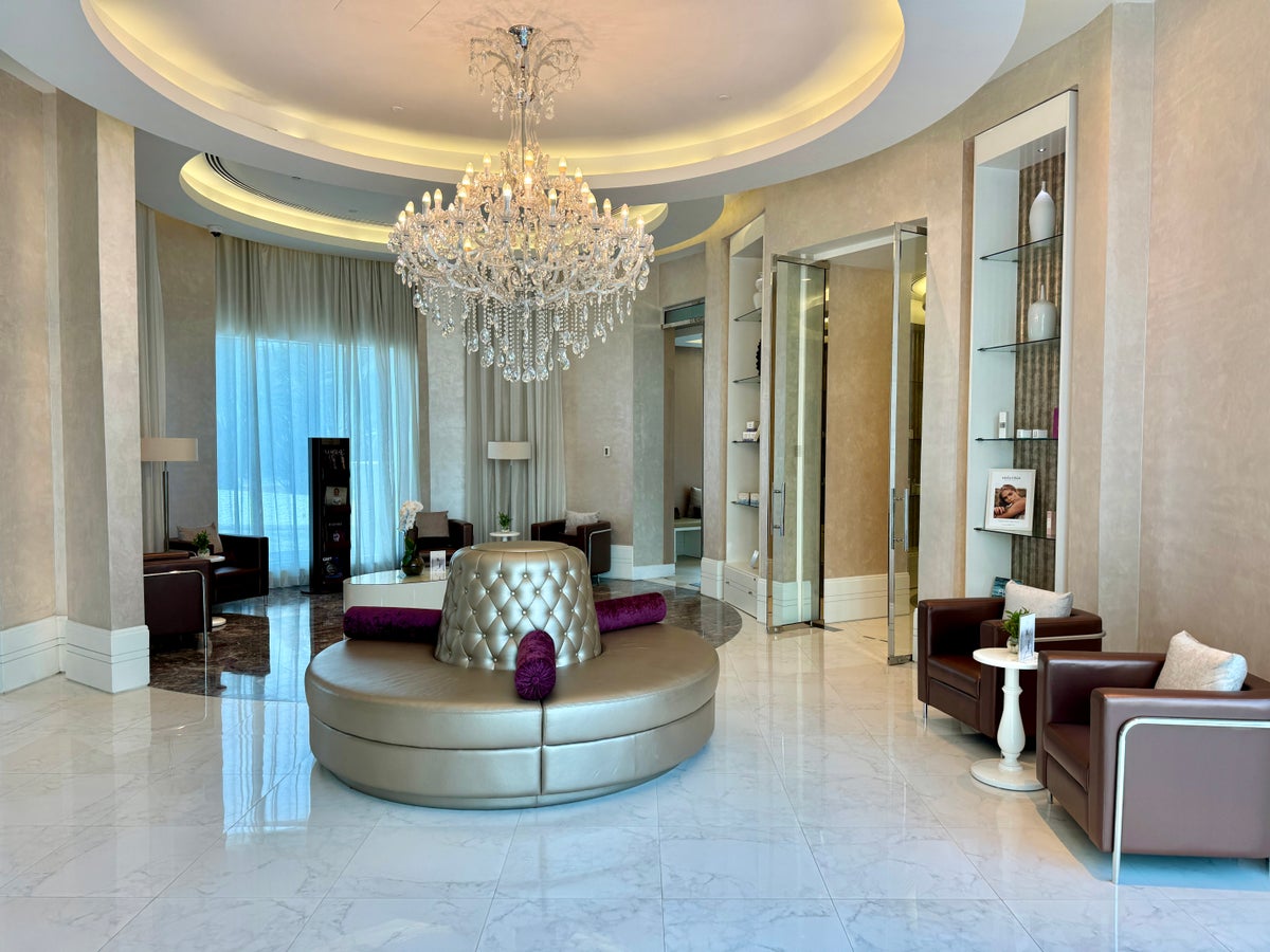 Waldorf Astoria Dubai Palm Jumeirah Spa Lobby