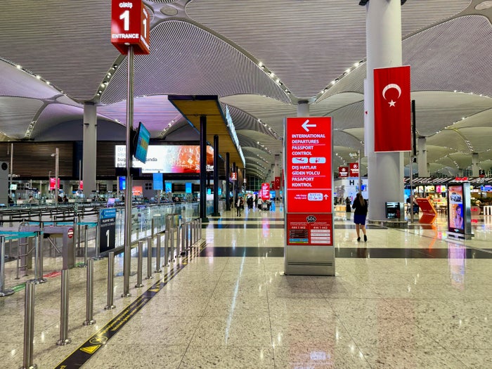 flydubai 737 800 economy IST security and immigration flydubai 737 800 economy IST security and immigration