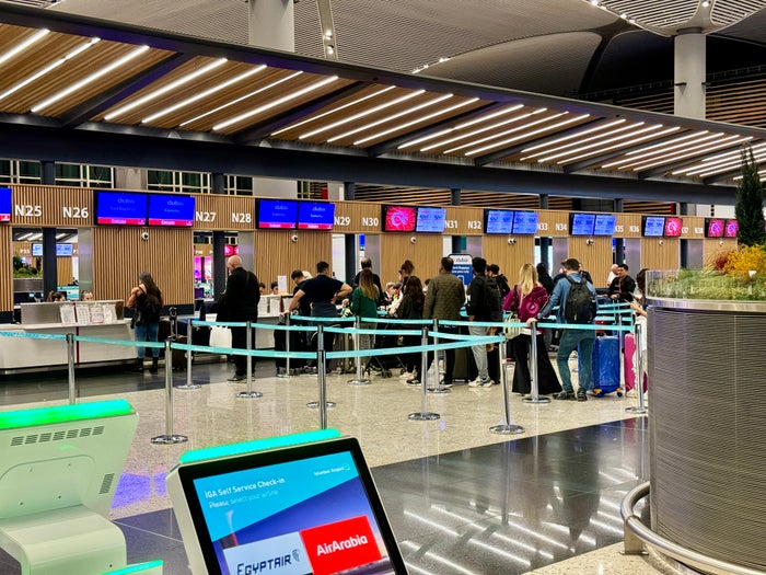 flydubai 737 800 economy check in area flydubai 737 800 economy check in area