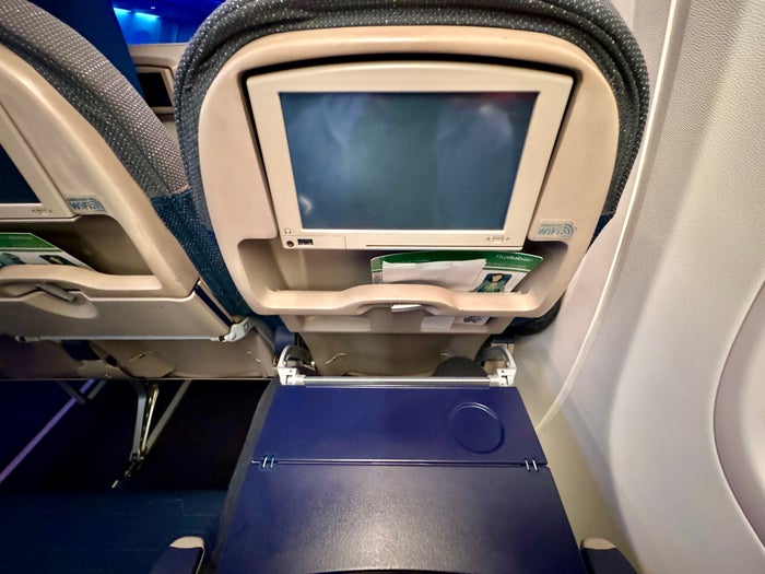 flydubai 737 800 economy tray table full flydubai 737 800 economy tray table full