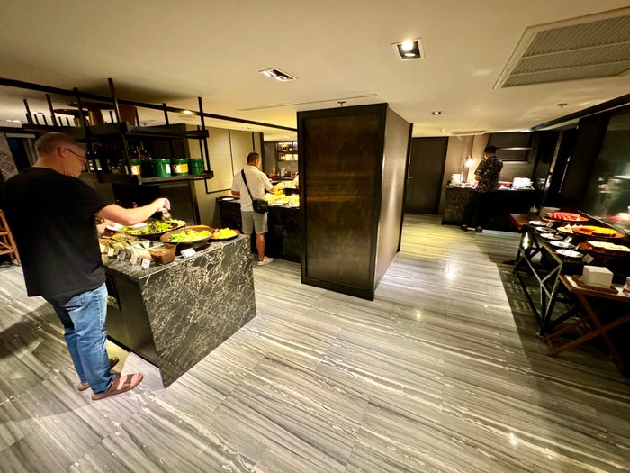 Bangkok Marriott Marquis M Club Dinner Service Room Bangkok Marriott Marquis M Club Dinner Service Room