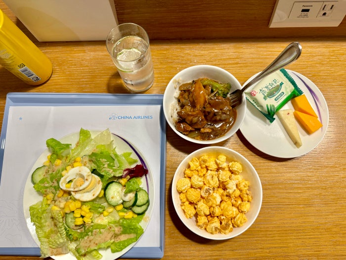 China Airlines A350 Business Class China Airlines Lounge Meal China Airlines A350 Business Class China Airlines Lounge Meal