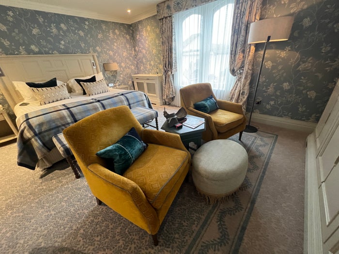 Dromoland Deluxe Stateroom seating Dromoland Deluxe Stateroom seating