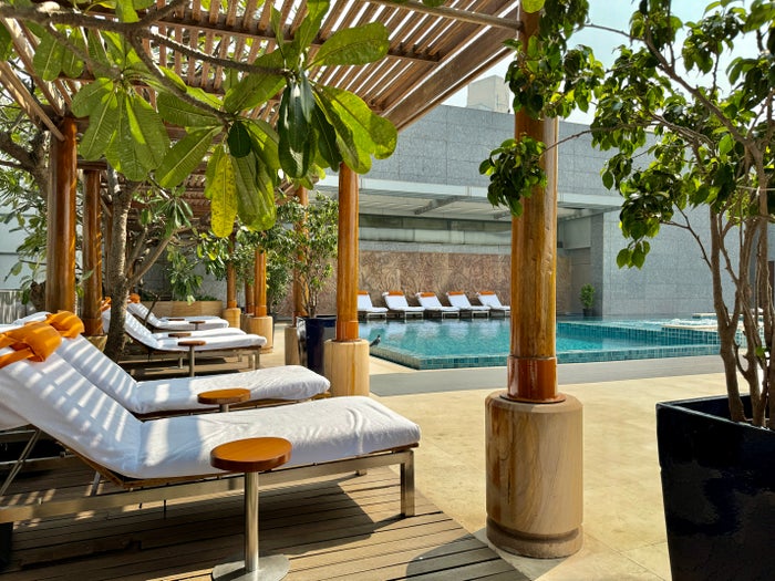 The 10 Best Four Seasons Hotels That Cost Less Than $400 per Night