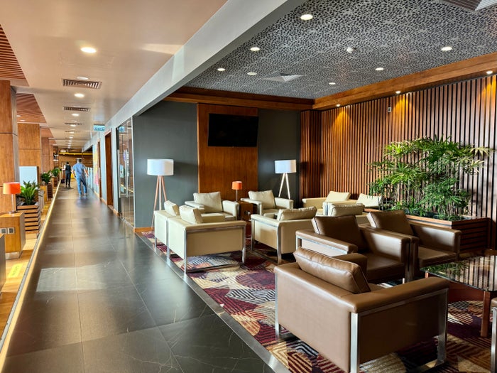 Gulf Air A321neo business class CMB Araliya Lounge seating Gulf Air A321neo business class CMB Araliya Lounge seating