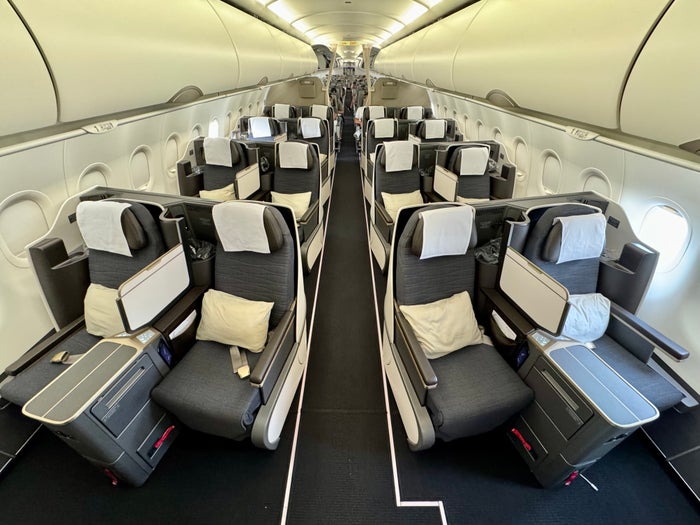 Gulf Air A321neo business class cabin Gulf Air A321neo business class cabin