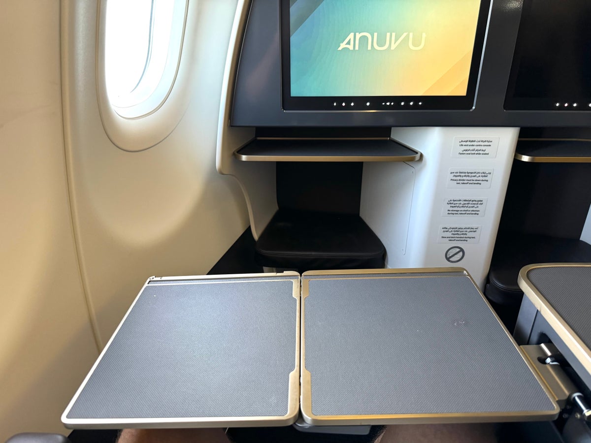 Gulf Air A321neo business class seat tray table