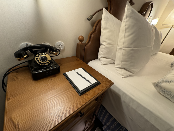 Hotel Goldener Hirsch Bedstand Hotel Goldener Hirsch Bedstand