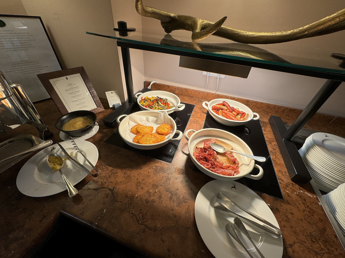 Hotel Goldener Hirsch Hot Breakfast Hotel Goldener Hirsch Hot Breakfast