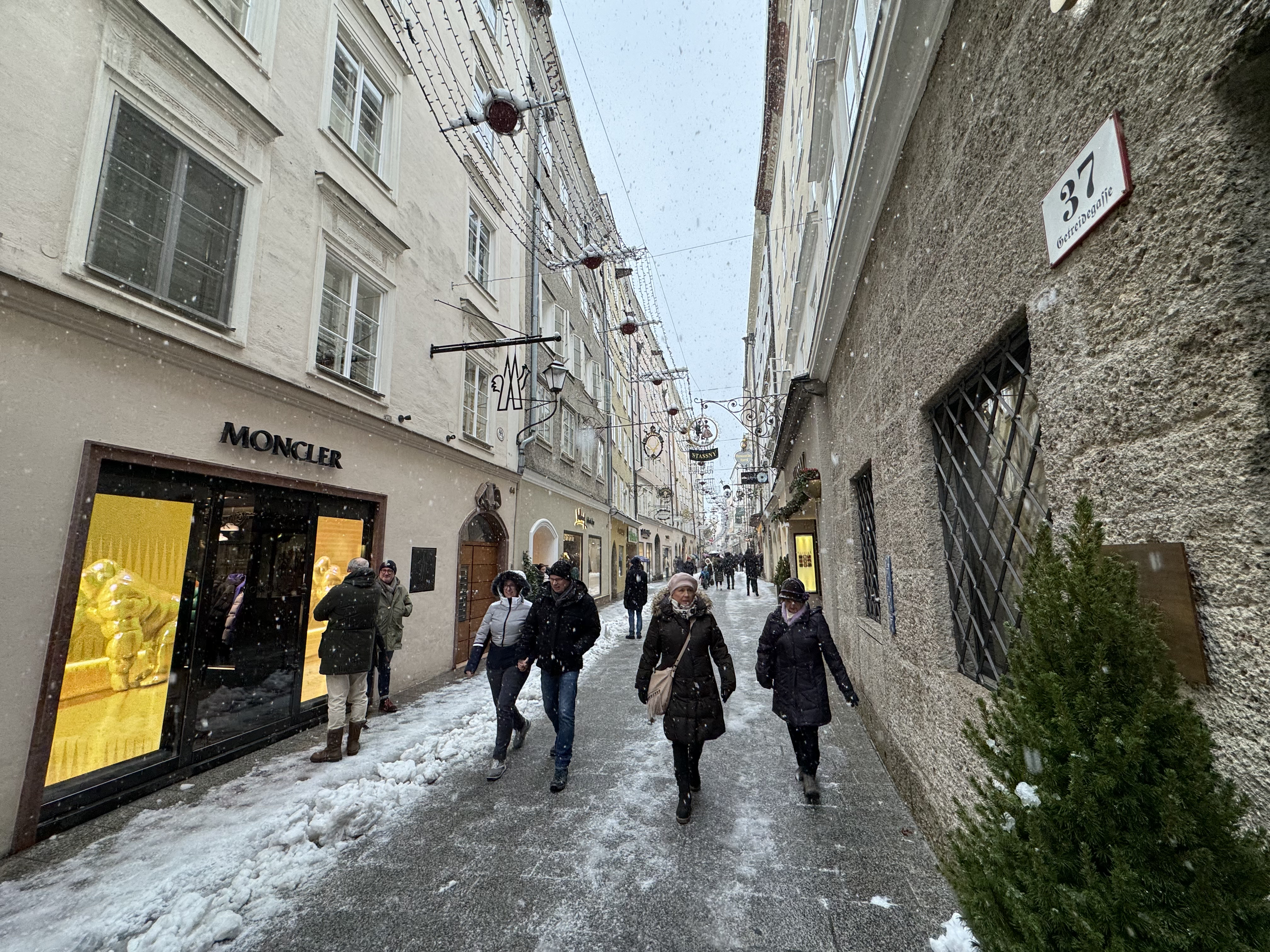 Where Are We Going? The UP Team’s Winter 2025 Travel Plans