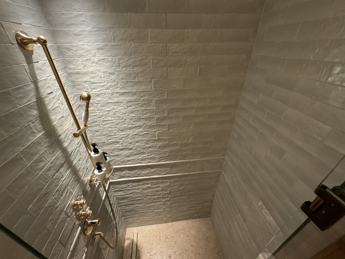 Hotel Goldener Hirsch Suite Shower Hotel Goldener Hirsch Suite Shower