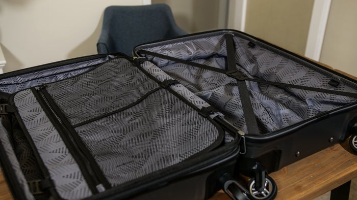 Samsonite Winfield 3 DLX Interior Compartments Samsonite Winfield 3 DLX Interior Compartments