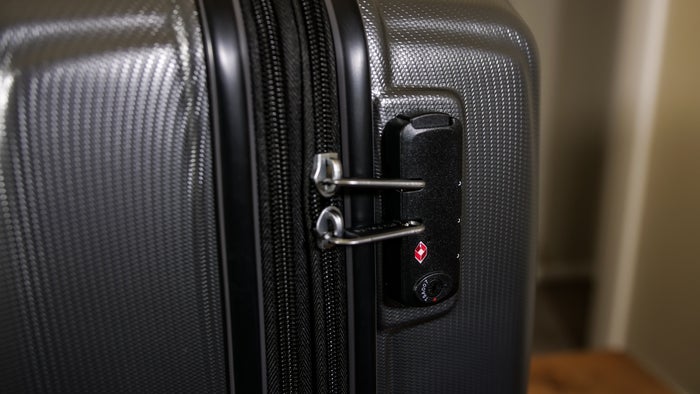 Samsonite Winfield 3 DLX lock Samsonite Winfield 3 DLX lock