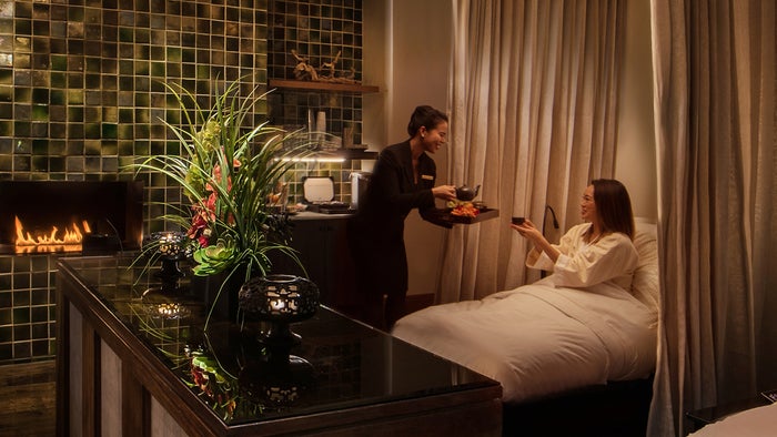 The Peninsula Spa Chicago The Peninsula Spa Chicago