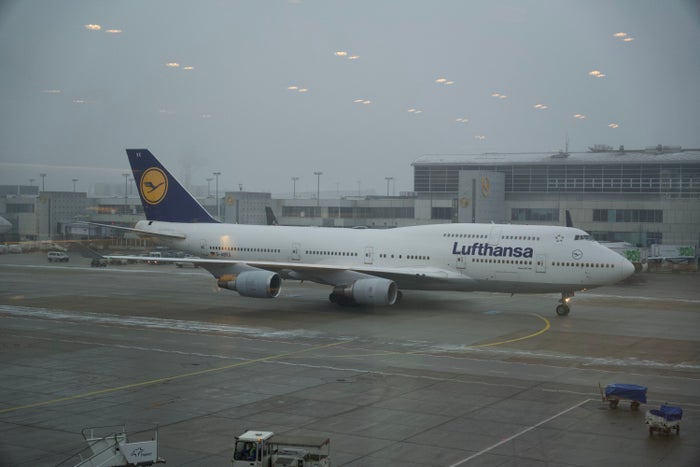 Boeing 747 FRA LH first class lounge Boeing 747 FRA LH first class lounge