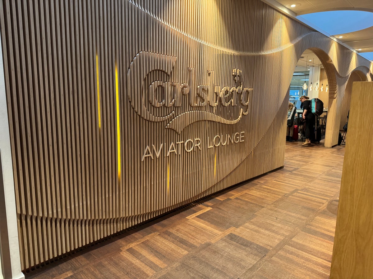 Carlsberg Aviator Lounge CPH branding