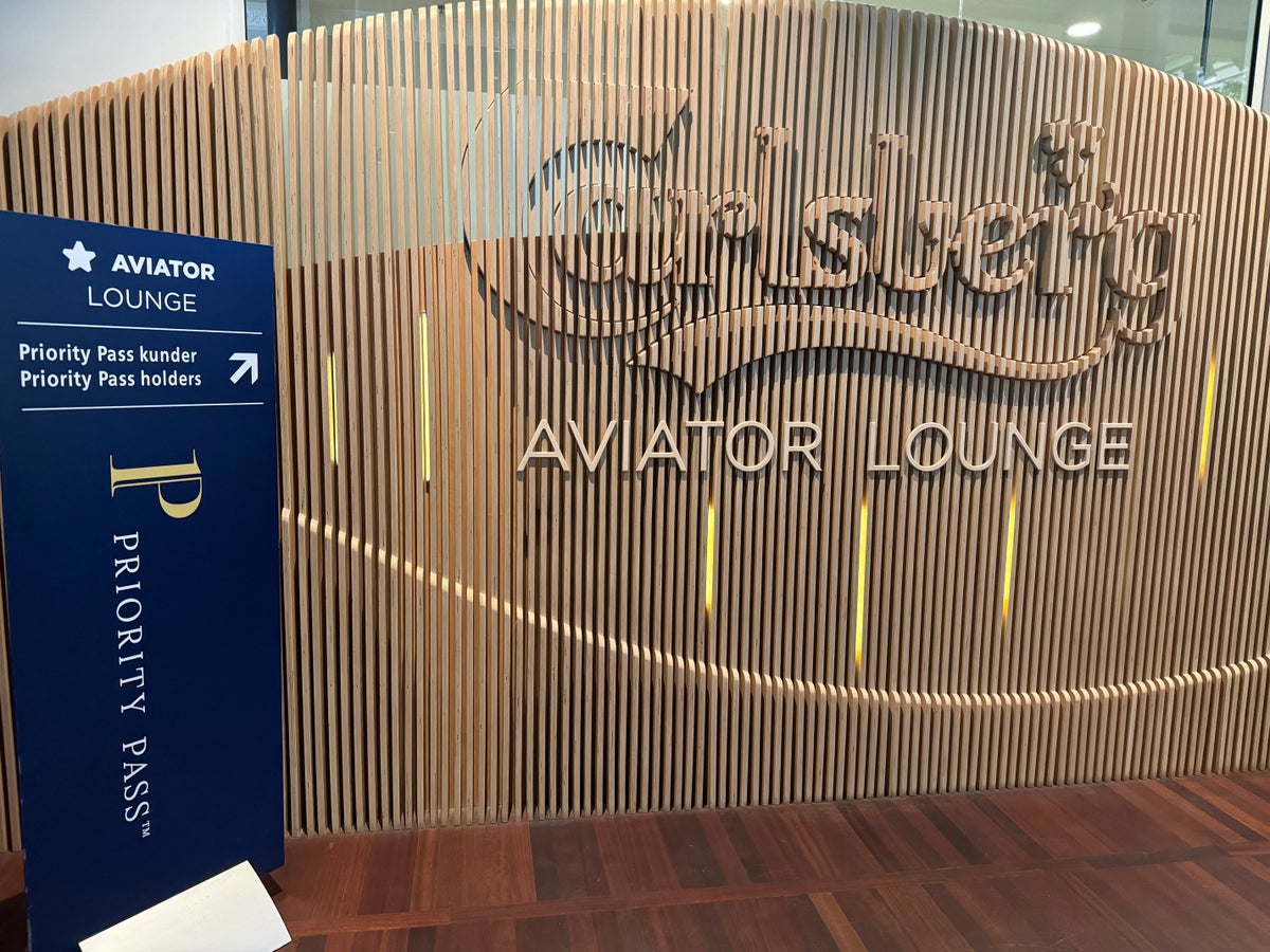 Carlsberg Aviator Lounge CPH entrance at top of stairs