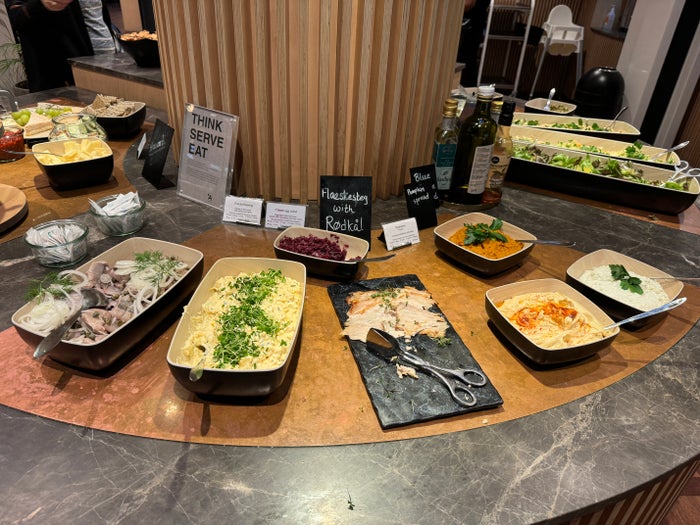 Carlsberg Aviator Lounge CPH fish dips