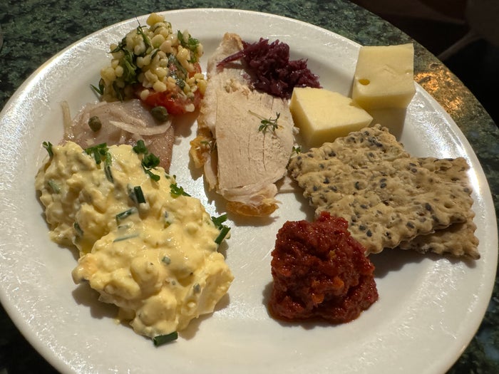 Carlsberg Aviator Lounge CPH plate